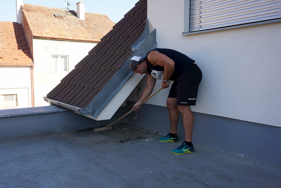 Verwirklichung extensiv Dachbegrunung schritt1 – Dach schlupf