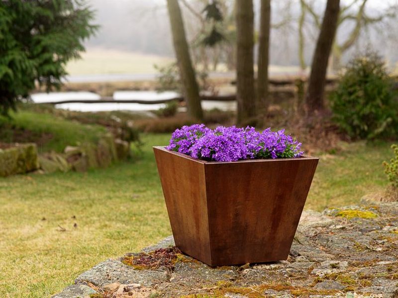 Cortenstahl Pflanzkübel – CONO