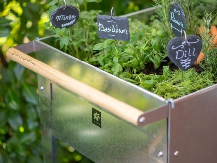 Herstera Garden Swivel 216 l