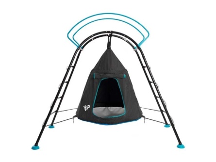 Spielplatz mit UFO-Schaukel