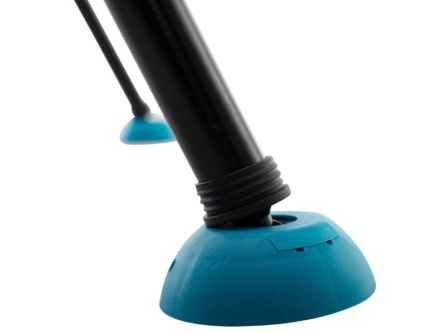 Spielplatz mit UFO-Schaukel