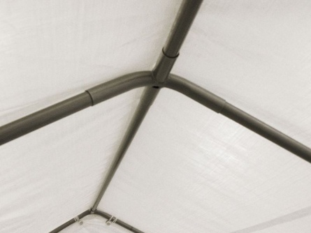 ShelterLogic 1,8 × 2,4 m inkl. Regalen